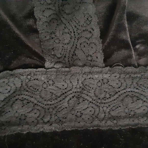 MXM Black Lace Halter Top - Size X - Picture 6 of 7